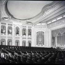WI-Milwaukee-Garfield Auditorium Left Wall